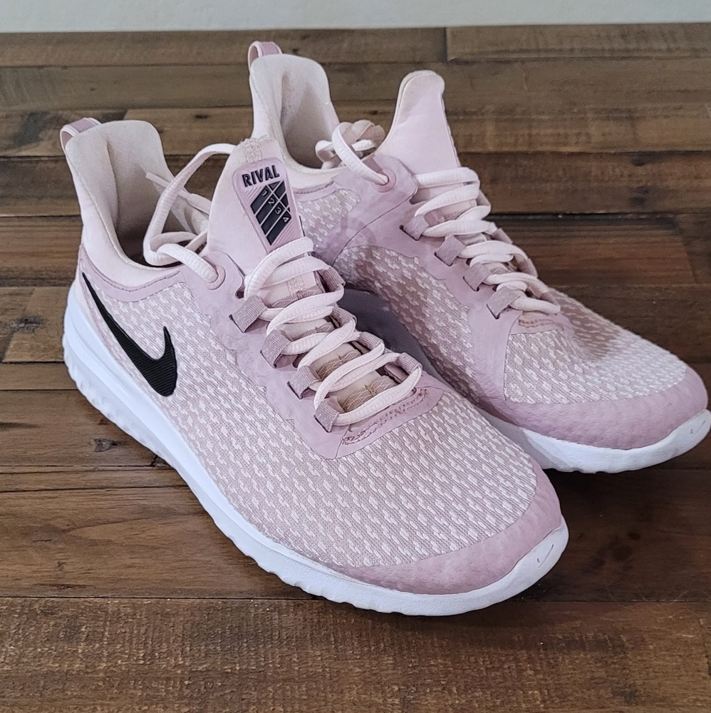 NIKE Renew Rival shoes